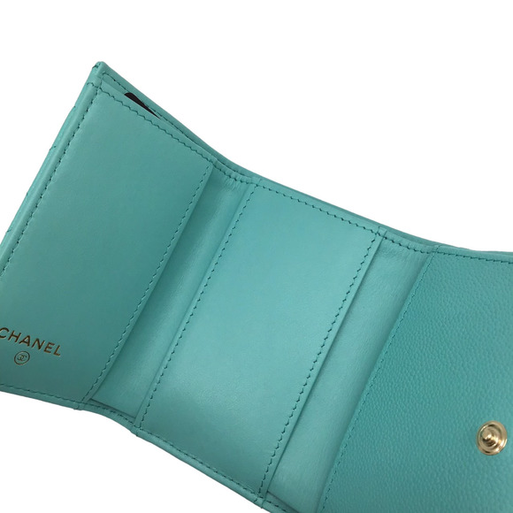 CHANEL Compact Wallet Small Tri-fold AP0230 SLG Leather Goods Caviar Skin Lig... - Picture 6 of 11